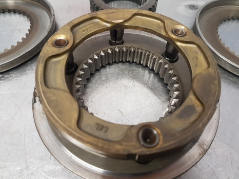 Manitou 728.4, Mt728-4, Mt928-4, Transmission Synchro Assy 109665, 109586 - Transmisija: slika 4 Manitou 728.4, Mt728-4, Mt928-4, Transmission Synchro Assy 109665, 109586 - Transmisija: slika 4