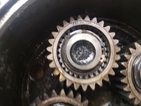 Manitou Mlt 634-120 Lsu Axle Hub Gear Carrier 76094087, 212.06.710.13, 602867 - Glavčina za Teleskopski upravljač: slika 2 Manitou Mlt 634-120 Lsu Axle Hub Gear Carrier 76094087, 212.06.710.13, 602867 - Glavčina za Teleskopski upravljač: slika 2
