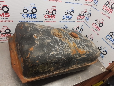 Massey Ferguson 135, 100series Fuel Tank Original , Check Measurement 1861644m91 - Rezervoar za gorivo za Traktor: slika 2 Massey Ferguson 135, 100series Fuel Tank Original , Check Measurement 1861644m91 - Rezervoar za gorivo za Traktor: slika 2