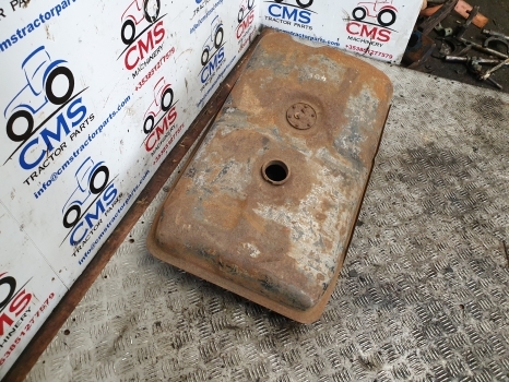 Massey Ferguson 20d, 20e, 30e, 30h, 40e Original Fuel Tank 1672762m91 - Rezervoar za gorivo za Traktor: slika 5 Massey Ferguson 20d, 20e, 30e, 30h, 40e Original Fuel Tank 1672762m91 - Rezervoar za gorivo za Traktor: slika 5