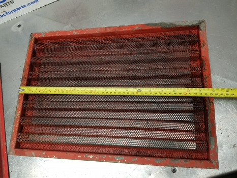 Massey Ferguson 2640, 2720, 2645, 2685, 2725 Side Grille, Grill Panel 3381044m91 - Rešetka: slika 5 Massey Ferguson 2640, 2720, 2645, 2685, 2725 Side Grille, Grill Panel 3381044m91 - Rešetka: slika 5