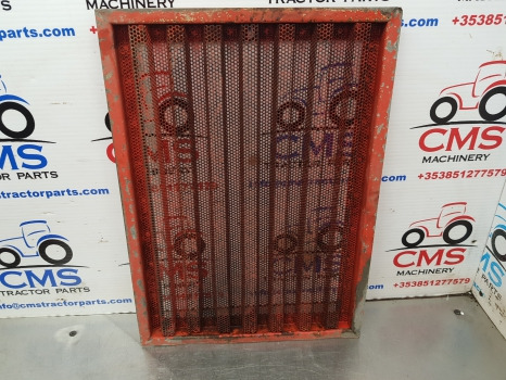 Massey Ferguson 2640, 2720, 2645, 2685, 2725 Side Grille, Grill Panel 3381044m91 - Rešetka: slika 1 Massey Ferguson 2640, 2720, 2645, 2685, 2725 Side Grille, Grill Panel 3381044m91 - Rešetka: slika 1