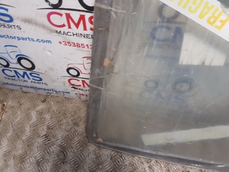 Staklo i delovi za Traktor Massey Ferguson 300, 350, 375, 390, 398, 399 Cab Glass Rear Window 3477716m1: slika 6