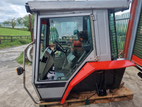 Massey Ferguson 3000 Series, 3050, 3070, 3080, 3090 Cab Complete Sold, Sold - Kabina: slika 5 Massey Ferguson 3000 Series, 3050, 3070, 3080, 3090 Cab Complete Sold, Sold - Kabina: slika 5