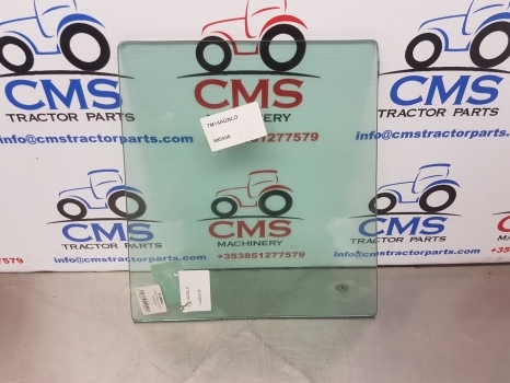 Massey Ferguson 3080, 3050, 3060, 3085 Lower Front Glass 3389391m1, 885938 - Staklo i delovi za Traktor: slika 1 Massey Ferguson 3080, 3050, 3060, 3085 Lower Front Glass 3389391m1, 885938 - Staklo i delovi za Traktor: slika 1