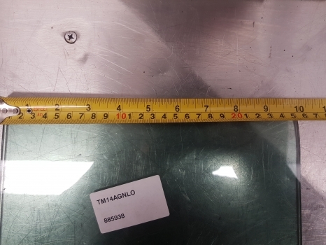 Massey Ferguson 3080, 3050, 3060, 3085 Lower Front Glass 3389391m1, 885938 - Staklo i delovi za Traktor: slika 5 Massey Ferguson 3080, 3050, 3060, 3085 Lower Front Glass 3389391m1, 885938 - Staklo i delovi za Traktor: slika 5
