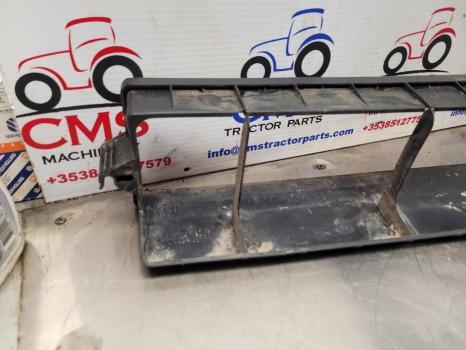 Massey Ferguson 4225, 4245, 4255, 4355, 4345 Cab Air Filter Frame 3388743m1 - Deo klima uređaja: slika 5 Massey Ferguson 4225, 4245, 4255, 4355, 4345 Cab Air Filter Frame 3388743m1 - Deo klima uređaja: slika 5
