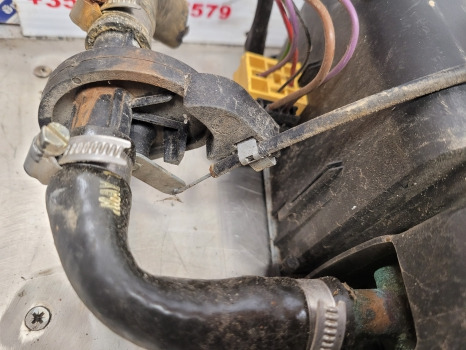 Massey Ferguson 4355, 4245, 4255, 4260, 4270 Cab Air Heater Unit 3807646m91 - Deo klima uređaja: slika 4 Massey Ferguson 4355, 4245, 4255, 4260, 4270 Cab Air Heater Unit 3807646m91 - Deo klima uređaja: slika 4
