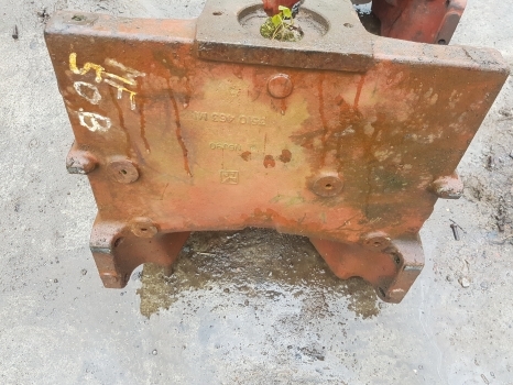 Massey Ferguson 50h, 50hx, Front Axle Casting 3510463m1 - Prednja osovina za Bager utovarivač: slika 5 Massey Ferguson 50h, 50hx, Front Axle Casting 3510463m1 - Prednja osovina za Bager utovarivač: slika 5
