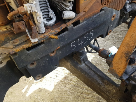 Massey Ferguson 5445, 5455, 5435, 5425 Front Axle Bracket 3777594m16 - Suspenzija: slika 3 Massey Ferguson 5445, 5455, 5435, 5425 Front Axle Bracket 3777594m16 - Suspenzija: slika 3