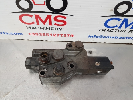 Massey Ferguson 5455, 5700, 7715, 6712, Trailer Brake Valve 4301739m96 - Delovi kočnica: slika 2 Massey Ferguson 5455, 5700, 7715, 6712, Trailer Brake Valve 4301739m96 - Delovi kočnica: slika 2