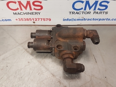 Massey Ferguson 5455 Hydraulic Pressure Valve Body 3794879m3 - Hidraulični ventil za Traktor: slika 1 Massey Ferguson 5455 Hydraulic Pressure Valve Body 3794879m3 - Hidraulični ventil za Traktor: slika 1