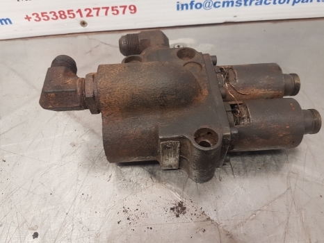 Massey Ferguson 5455 Hydraulic Pressure Valve Body 3794879m3 - Hidraulični ventil za Traktor: slika 5 Massey Ferguson 5455 Hydraulic Pressure Valve Body 3794879m3 - Hidraulični ventil za Traktor: slika 5