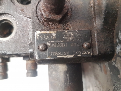 Massey Ferguson 5455 Wet Clutch Pressure Valve 3795681m14 - Kvačilo i delovi za Traktor: slika 5 Massey Ferguson 5455 Wet Clutch Pressure Valve 3795681m14 - Kvačilo i delovi za Traktor: slika 5