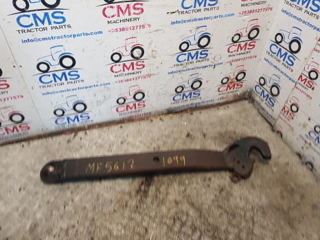 Massey Ferguson 5611, 5612, 5613, 6712, 6713 Lift Arm Lhs 4304708m91 - Suspenzija: slika 1 Massey Ferguson 5611, 5612, 5613, 6712, 6713 Lift Arm Lhs 4304708m91 - Suspenzija: slika 1