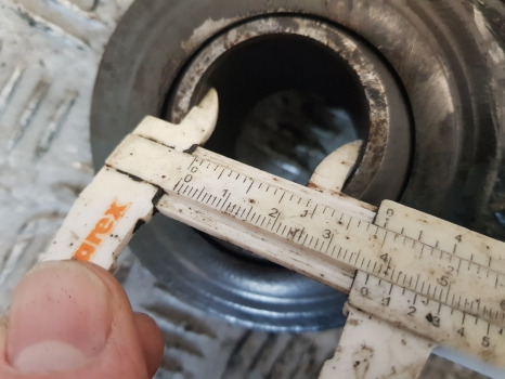 Massey Ferguson 5611, 5612, 5613, 6712, 6713 Lift Arm Rhs 4304709m91 - Suspenzija: slika 4 Massey Ferguson 5611, 5612, 5613, 6712, 6713 Lift Arm Rhs 4304709m91 - Suspenzija: slika 4