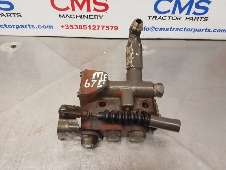 Massey Ferguson 675, 399, 372n, 375, 4225, 4255 Hydraulic Valve Assy 1679099m95 - Hidraulični ventil za Traktor: slika 1 Massey Ferguson 675, 399, 372n, 375, 4225, 4255 Hydraulic Valve Assy 1679099m95 - Hidraulični ventil za Traktor: slika 1