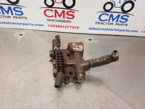 Massey Ferguson 675, 399, 372n, 375, 4225, 4255 Hydraulic Valve Assy 1679099m95 - Hidraulični ventil za Traktor: slika 2 Massey Ferguson 675, 399, 372n, 375, 4225, 4255 Hydraulic Valve Assy 1679099m95 - Hidraulični ventil za Traktor: slika 2