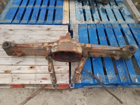 New Holland 40, Tl, Tla, Td Fiat L 7840 Front Axle Housing Lhs 5164327; 5164328 - Prednja osovina za Traktor: slika 3 New Holland 40, Tl, Tla, Td Fiat L 7840 Front Axle Housing Lhs 5164327; 5164328 - Prednja osovina za Traktor: slika 3
