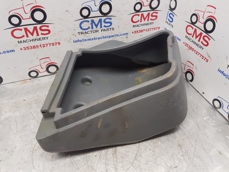 New Holland Cab Tool Box 82031622 - Kabina i enterijer za Traktor: slika 2 New Holland Cab Tool Box 82031622 - Kabina i enterijer za Traktor: slika 2