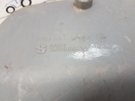 New Holland Cab Tool Box 82031622 - Kabina i enterijer za Traktor: slika 4 New Holland Cab Tool Box 82031622 - Kabina i enterijer za Traktor: slika 4