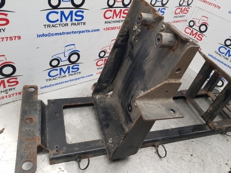 Hauba za Traktor New Holland Case Puma 145, T7.200 Hood Support Assy 84337706, 84485123, 84268312: slika 7