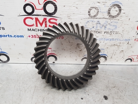 New Holland Case T6, T6000, Puma Maxxum 145 Front Axle Crown Wheel 5801691570 - Prednja osovina za Traktor: slika 1 New Holland Case T6, T6000, Puma Maxxum 145 Front Axle Crown Wheel 5801691570 - Prednja osovina za Traktor: slika 1