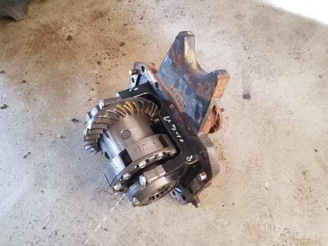 New Holland Case T7.200 Front Differential Unit 87491151, 84289744, 87491166 - Diferencijalna brzina za Traktor: slika 1 New Holland Case T7.200 Front Differential Unit 87491151, 84289744, 87491166 - Diferencijalna brzina za Traktor: slika 1