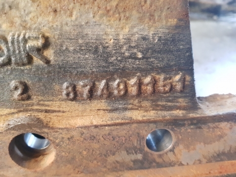 New Holland Case T7.200 Front Differential Unit 87491151, 84289744, 87491166 - Diferencijalna brzina za Traktor: slika 5 New Holland Case T7.200 Front Differential Unit 87491151, 84289744, 87491166 - Diferencijalna brzina za Traktor: slika 5