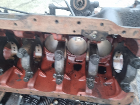 New Holland Case Tm, Mxm 120, 130 Cylinder Block 87802648, 84215970, 87802526 - Motor i delovi: slika 5 New Holland Case Tm, Mxm 120, 130 Cylinder Block 87802648, 84215970, 87802526 - Motor i delovi: slika 5