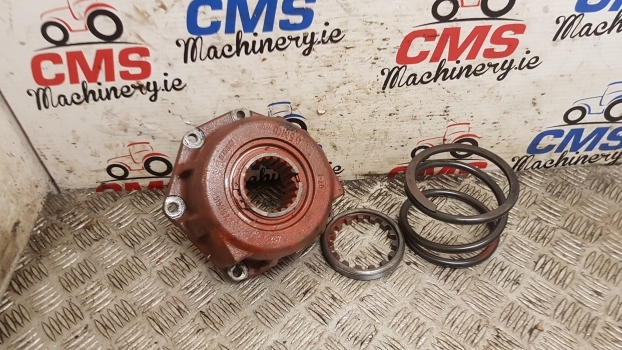 New Holland Case Tm, Mxm, T6,tm125 Front Axle Differential Lock Housing 5155167 - Prednja osovina za Traktor: slika 2 New Holland Case Tm, Mxm, T6,tm125 Front Axle Differential Lock Housing 5155167 - Prednja osovina za Traktor: slika 2