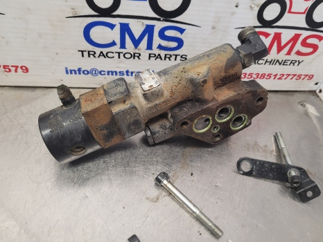 New Holland T5.110, T5.120, T5.130 Trailer Brake Valve 47566037, R917009740 - Delovi kočnica: slika 5 New Holland T5.110, T5.120, T5.130 Trailer Brake Valve 47566037, R917009740 - Delovi kočnica: slika 5