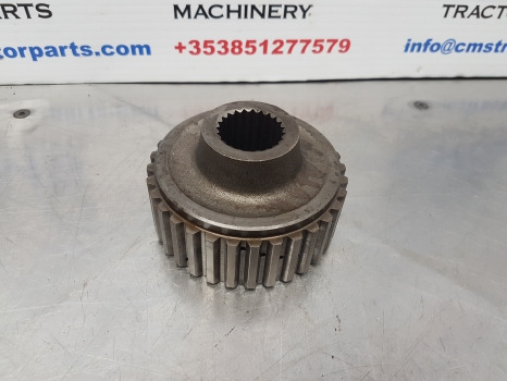 New Holland T6, T7, T6000 Case Maxxum, Puma 130 Pto Clutch Hub Gear Z32 5198672 - Transmisija: slika 1 New Holland T6, T7, T6000 Case Maxxum, Puma 130 Pto Clutch Hub Gear Z32 5198672 - Transmisija: slika 1
