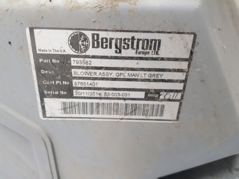 New Holland T6, T7, T6000 Series T7.200 Cab Fan Blower Unit 87651401, 87651402 - Ventilator kabine za Traktor: slika 5 New Holland T6, T7, T6000 Series T7.200 Cab Fan Blower Unit 87651401, 87651402 - Ventilator kabine za Traktor: slika 5