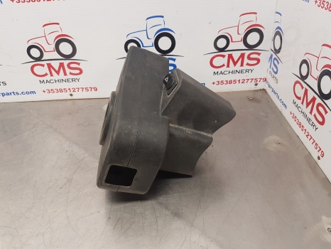 New Holland T7040, Tsa, Ts115a Steering Column Cover82035019, 82035020 - Kabina i enterijer: slika 2 New Holland T7040, Tsa, Ts115a Steering Column Cover82035019, 82035020 - Kabina i enterijer: slika 2