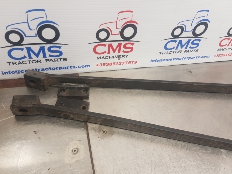 New Holland Tm120, 140, 150, 155 Bonnet Brackets 82011113, 82011114 - Hauba za Teleskopski upravljač: slika 2 New Holland Tm120, 140, 150, 155 Bonnet Brackets 82011113, 82011114 - Hauba za Teleskopski upravljač: slika 2