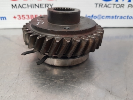 New Holland Ts115a, Tsa, T6000, T6, Transmission Pump Gear 32t 47131427 - Transmisija: slika 2 New Holland Ts115a, Tsa, T6000, T6, Transmission Pump Gear 32t 47131427 - Transmisija: slika 2