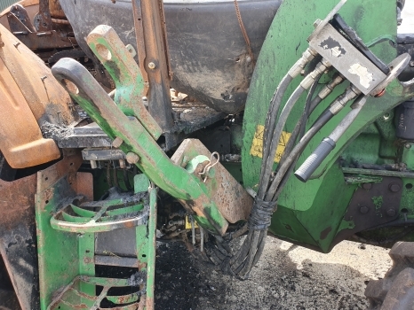 Rezervni deo za Traktor John Deere 6820 Front Rear Axle, Transmission, Engine Lift Parts Nut: slika 8