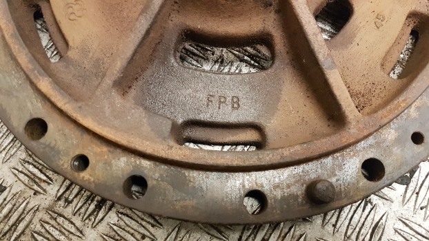 Same Rubin 120 Iron, Silver, Titan Rear Axle Flange 0.233.5431.0/30 - Zadnja osovina za Traktor: slika 3 Same Rubin 120 Iron, Silver, Titan Rear Axle Flange 0.233.5431.0/30 - Zadnja osovina za Traktor: slika 3