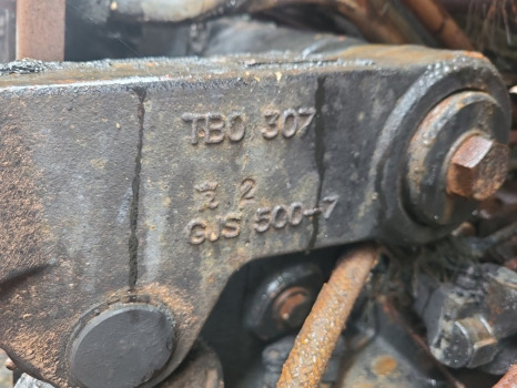 Valtra S230, S240, S260, S280 Crossshaft Arm Rhs Tbo 307, V34003800 - Suspenzija: slika 2 Valtra S230, S240, S260, S280 Crossshaft Arm Rhs Tbo 307, V34003800 - Suspenzija: slika 2
