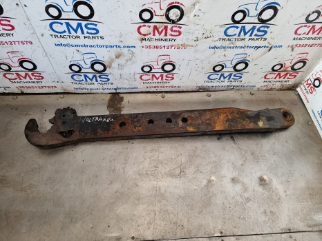 Valtra S230, S240, S260, S280 Lift Arm Lhs V33769300 - Suspenzija: slika 1 Valtra S230, S240, S260, S280 Lift Arm Lhs V33769300 - Suspenzija: slika 1