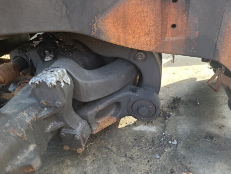 Valtra S374 Front Axle Suspension Bracket 770/624 7700103201, 7700103201 - Suspenzija: slika 1 Valtra S374 Front Axle Suspension Bracket 770/624 7700103201, 7700103201 - Suspenzija: slika 1