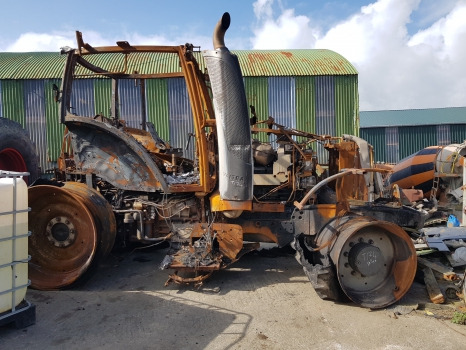 Valtra T174ea Front, Rear Axle, Engine, Transmission, Hydraulic, Lift Parts - Motor i delovi: slika 1 Valtra T174ea Front, Rear Axle, Engine, Transmission, Hydraulic, Lift Parts - Motor i delovi: slika 1