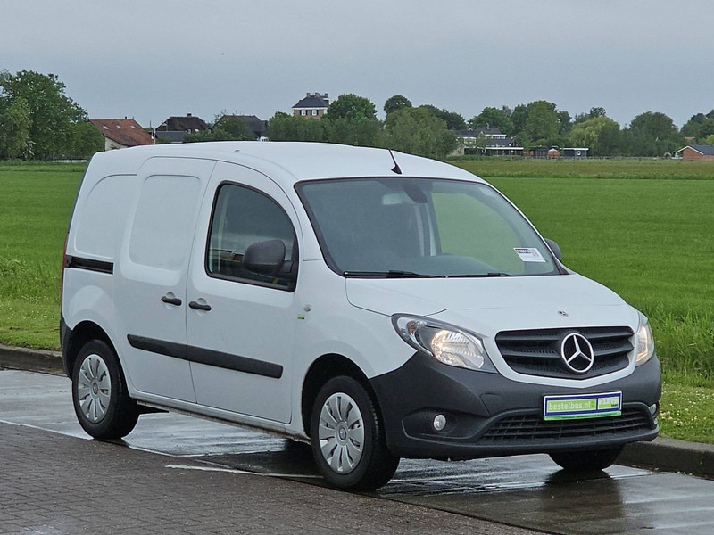 Mercedes-Benz Citan 109 CDI LONG PRO - Dostavno vozilo sa zatvorenim sandukom: slika 4 Mercedes-Benz Citan 109 CDI LONG PRO - Dostavno vozilo sa zatvorenim sandukom: slika 4