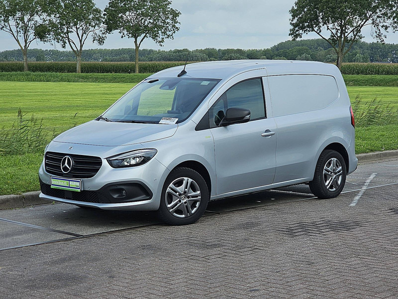 Mercedes-Benz Citan 110 CDI 3-Zits LED Automaat! - Dostavno vozilo sa zatvorenim sandukom: slika 2 Mercedes-Benz Citan 110 CDI 3-Zits LED Automaat! - Dostavno vozilo sa zatvorenim sandukom: slika 2