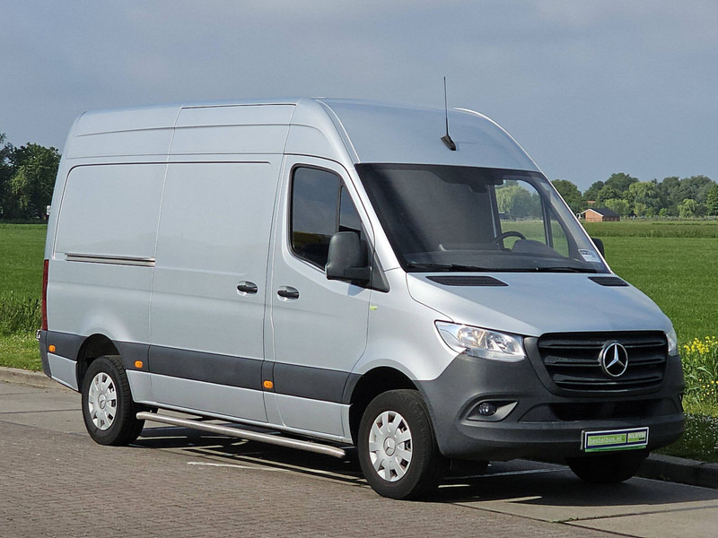 Mercedes-Benz Sprinter 316 L2H2 RWD Airco Euro6 - Furgon: slika 4 Mercedes-Benz Sprinter 316 L2H2 RWD Airco Euro6 - Furgon: slika 4