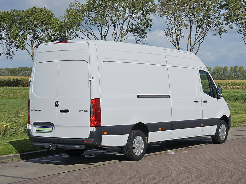 Mercedes-Benz Sprinter 317 L3H2 Maxi Mbux10 AC - Furgon: slika 3 Mercedes-Benz Sprinter 317 L3H2 Maxi Mbux10 AC - Furgon: slika 3