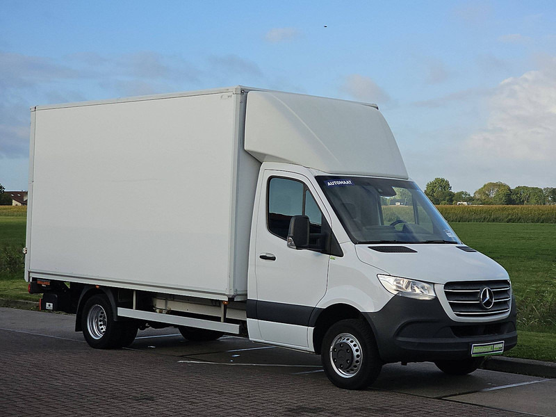 Mercedes-Benz Sprinter 516 ac automaat EURO6 - Dostavno vozilo sa zatvorenim sandukom: slika 4 Mercedes-Benz Sprinter 516 ac automaat EURO6 - Dostavno vozilo sa zatvorenim sandukom: slika 4