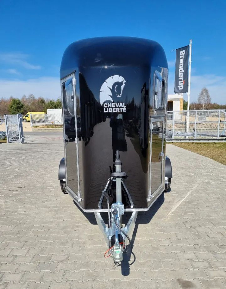 CHEVAL LIBERTÉ Gold 3 - przyczepa dla dwóch koni | siodlarnia | 2000kg DMC - Prikolica za konje: slika 5 CHEVAL LIBERTÉ Gold 3 - przyczepa dla dwóch koni | siodlarnia | 2000kg DMC - Prikolica za konje: slika 5