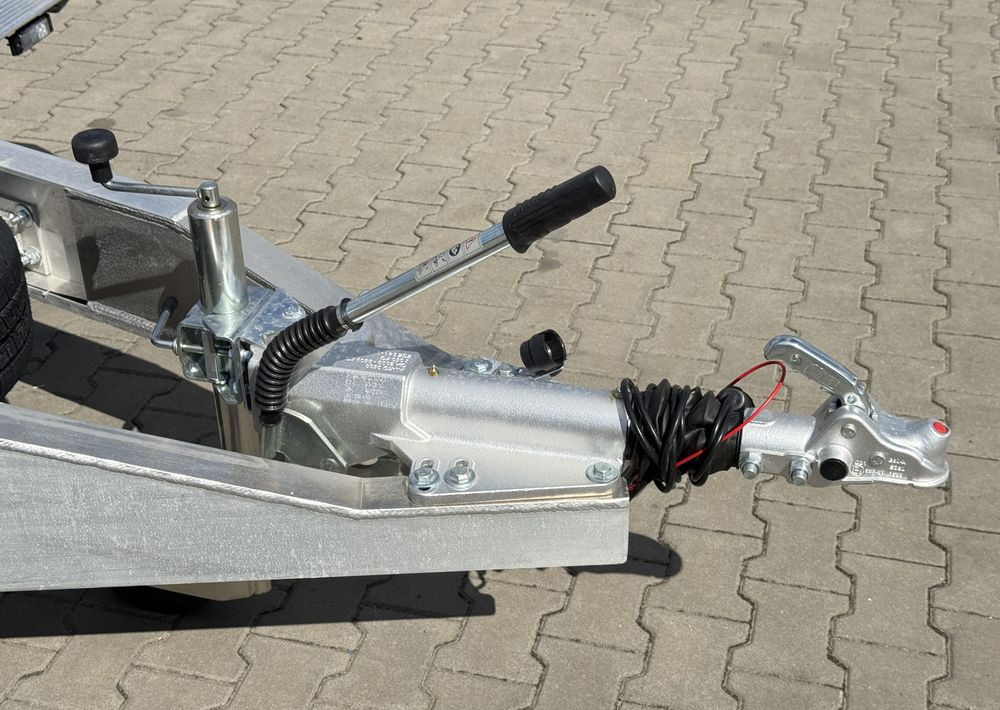 Prikolica za prevoz automobila novi Gromex L3-3500-6: slika 8